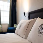 Dona Maria Hotell 4*