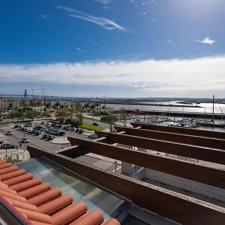 מלון Dona Maria פיגואיירה דה פוז